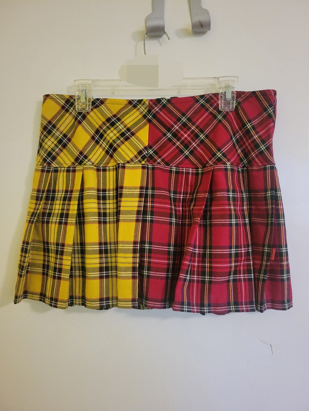 Tripp Nyc Plaid Two-Tone Yellow & Red Pleated Mini Skirt